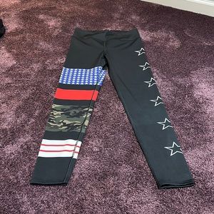 Noli size medium leggings